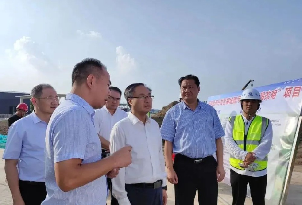 省領(lǐng)導(dǎo)來我司監(jiān)理的項目上考察調(diào)研！